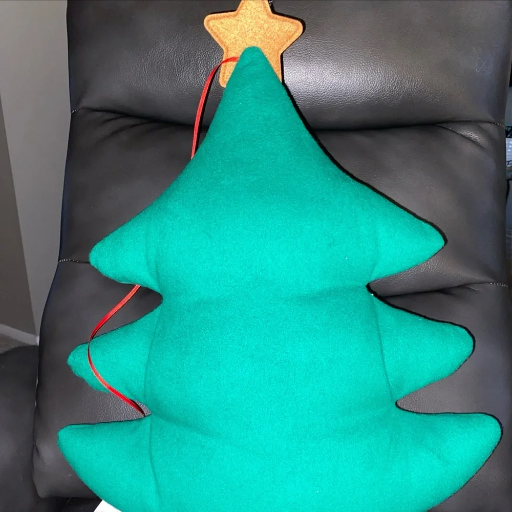 Christmas Tree Shape Advent Countdown‎ Calendar Throw Pillow 21.5” New